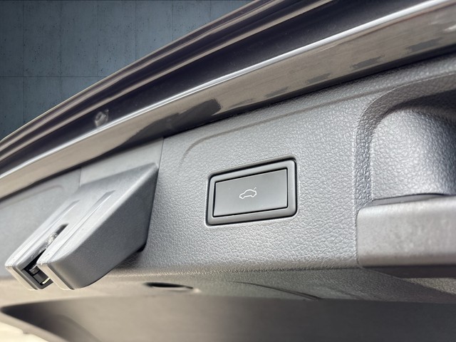 VW - Caddy 2.0 TDI Life KLIMA+GRA+KAMERA_5