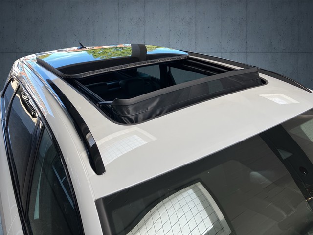 VW - Golf 2.0 TDI DSG Move Matrix+Panorama+Kamera_6