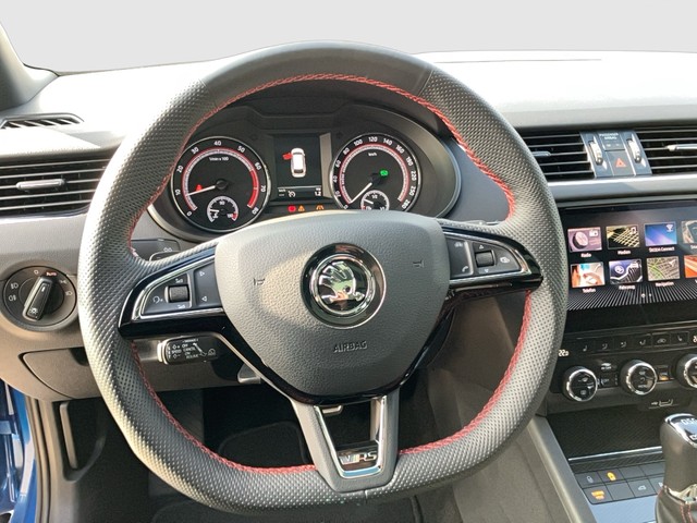 Skoda - Octavia Combi RS 2.0 TSI DSG RS LED+NAVI+PANO_17