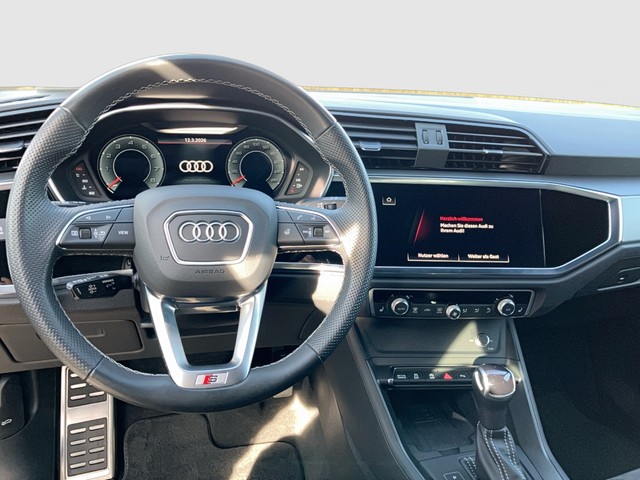 Audi - Q3 Sportback 40 TFSI S-tronic quattro S line SH_12