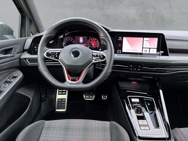 Audi - e-tron Sportback 55 quattro S-line AHK LED PANO_4