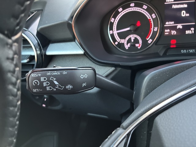 Skoda - Fabia1.0TSI Tour Klima+Sitzhzg.+PDC+LED+GRA_6