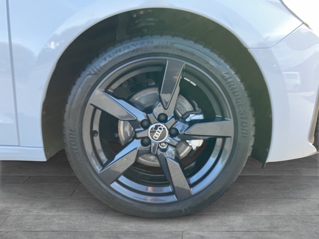 Skoda - Karoq 1.5 TSI DSG Style ACC CAM LED LM18 NAVI_10