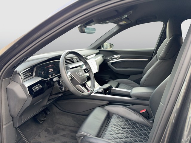 Audi - e-tron S quattro Matrix HuD B&O Leder Standklima_13