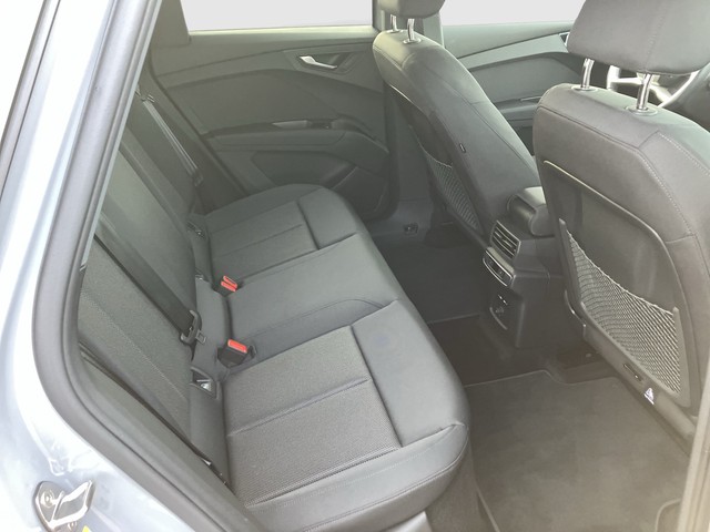 Skoda - Octavia Combi 2.0 TDI DSG Style Navi HUD ACC_5