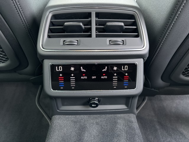 VW - Tayron 2.0 TDI DSG 4Motion R-Line HEAD-UP+PANO+AHK+STANDHZG_7