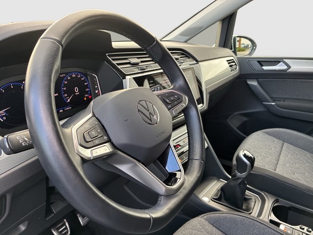 VW - Touran 1.5 TSI MOVE AHK+NAVI-RFK+7-SITZE+RFK+SHZ_8
