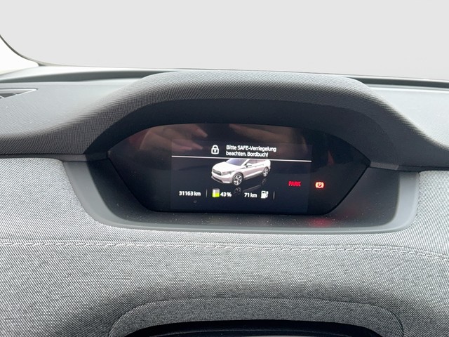 VW - Golf VIII Lim. 2.0 TSI R 4Motion Black Edition_13