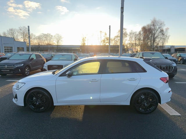 Audi - A3 Sportback 30 TFSI S-tronic advanced HEADUP_5