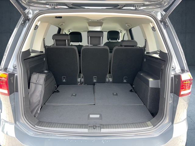 VW - Touran 1,5 l TSI DSG Comfortline AHK LED_4