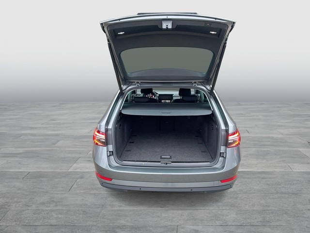 Skoda - Superb Combi 2.0 TDI DSG Style AHK+LED+NAVIGATION_4