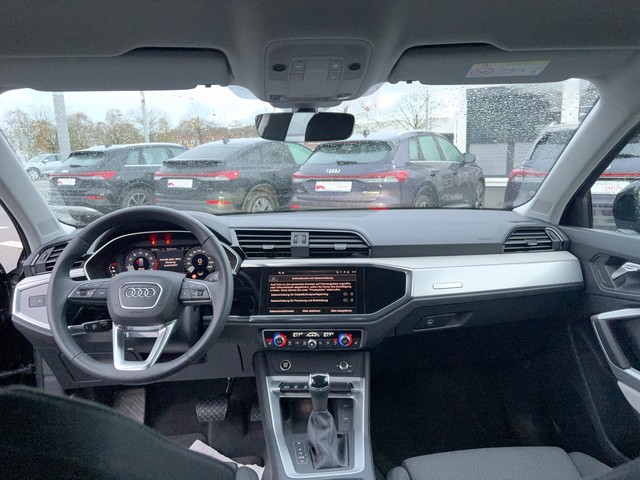 Audi - Q3 35 TFSI S-tronic advanced AHK+ACC+LED_2