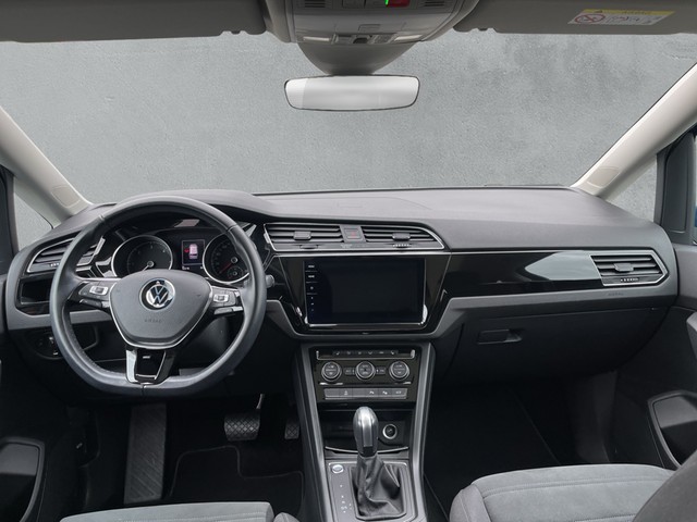 VW - Touran 2.0 TDI DSG Comfortline AHK LED NAVI PANO_3