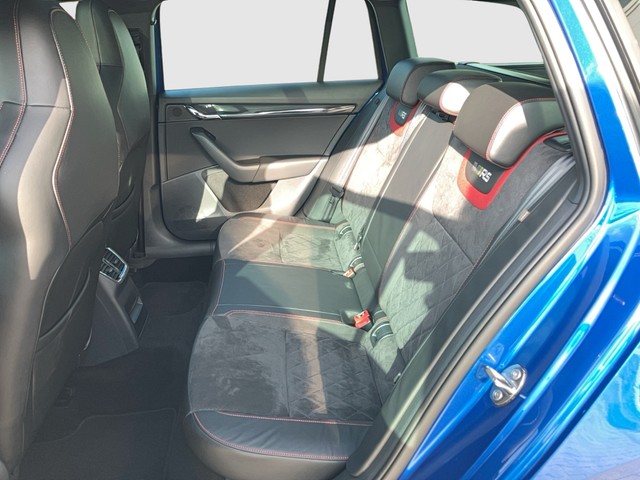 Skoda - Octavia Combi RS 2.0 TSI DSG RS LED+NAVI+PANO_3