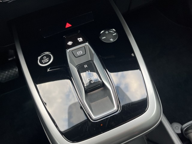 Audi - Q4 Sportback 35 e-tron ACC CAM LED NAVI PDC SHZG_6