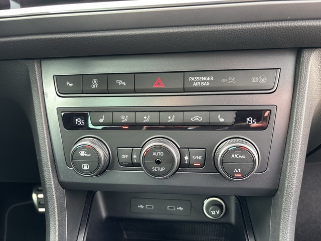 CUPRA - Ateca 2.0 TSI 4Drive DSG ACC CAM LED LM19 NAVI_8