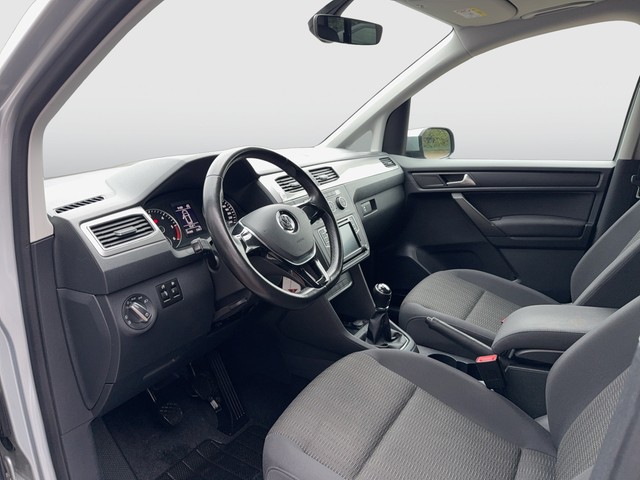 VW - Caddy Kombi 2.0 TDI Comfortline Rollstuhlrampe_12