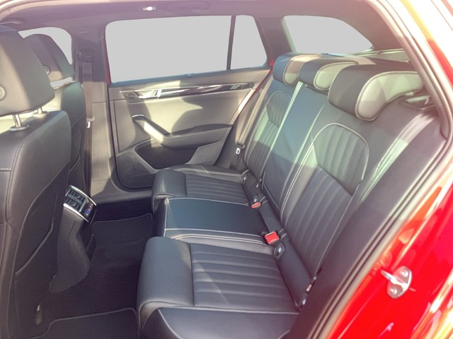 Skoda - Superb Combi 1.4 TSI iV DSG L&K AHK+KAMERA+PANO_2