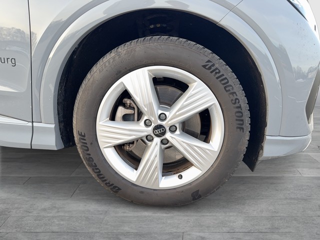 Audi - Q4 40 e-tron 150 kW AHK + MATRIX- LED_9