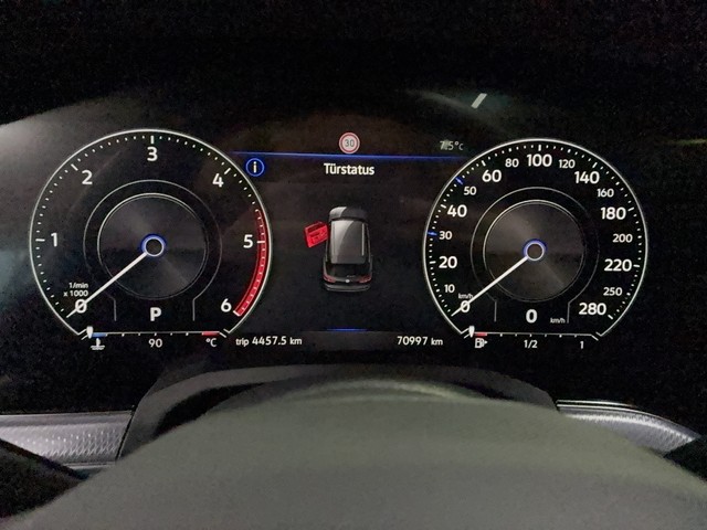 Skoda - Enyaq RS Lounge DCC HuD 360° Pano CANTON_14