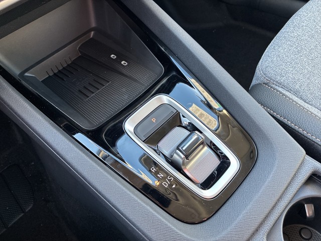 Skoda - Octavia Combi 2.0 TDI DSG Selection Head Up+Navi_9