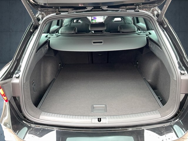 CUPRA - Leon ST VZ 2.0 TSI DSG VZ 4Drive AHK+ACC+LED+DCC_4