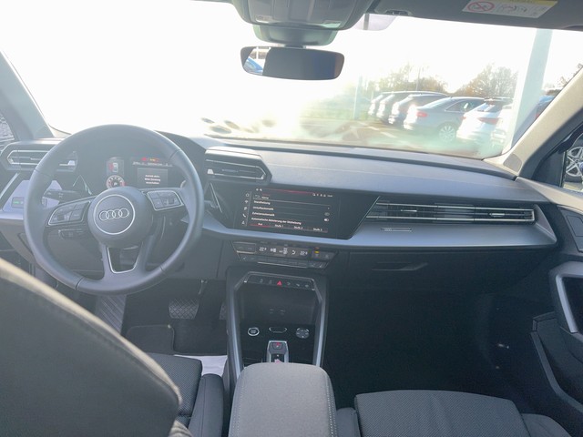 Audi - A3 Lim. 35 TFSI S-tronic advanced STANDHEIZUNG_2