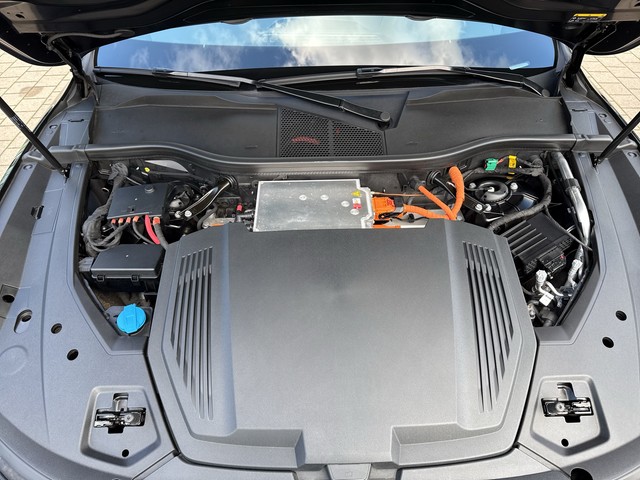 Audi - e-tron Sportback 50 quattro LED+NAVI+SHZG+LUFT_9