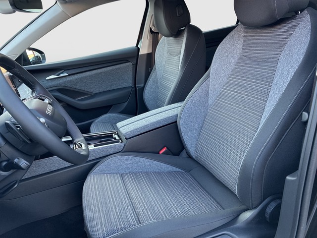 Skoda - Superb Combi 2.0TDI DSG Selection AHK+Matrix+Navi_5