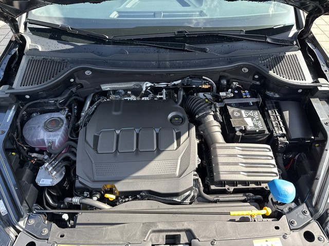 Skoda - Karoq 2.0 TDI DSG Sportline AHK+NAVI+KAMERA+LED_16