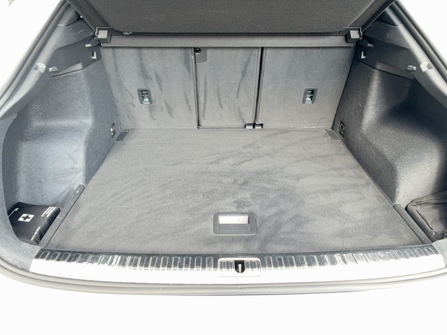 Audi - Q3 Sportback 35 TFSI S-tron S line ACC+AHK+NAVI_4