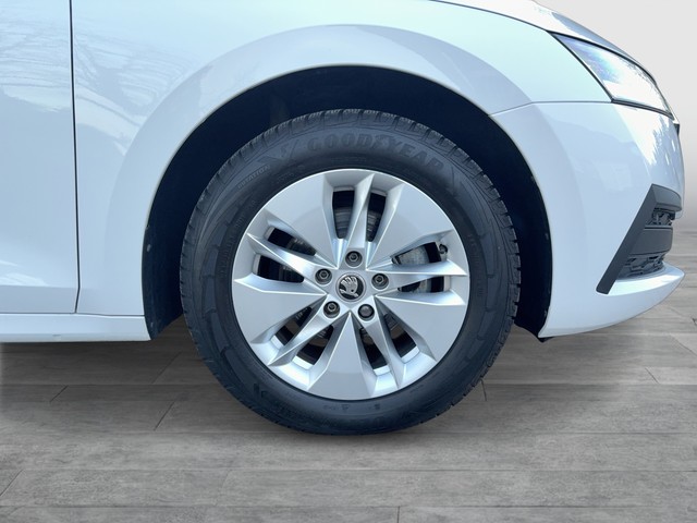 Skoda - Octavia Combi 2.0 TDI DSG Ambition LED+NAVI+SHZ+RFK_14