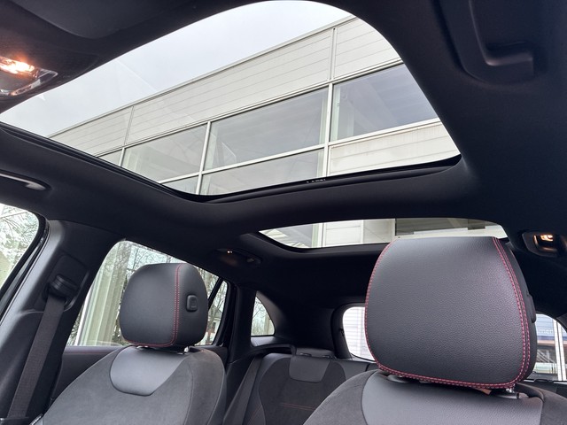 Mercedes-Benz - GLA 250 4Matic AMG Line AHK+LED+GRA+RFK+DAB+PANO_9