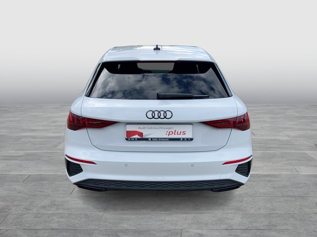 Audi - A3 Sportback 40 TFSI e S-tronic S-line LED PANO_10