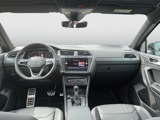 VW - Tiguan 2.0 TDI DSG R-Line 4M PANOR.+AHK+RFK+NAVI_2