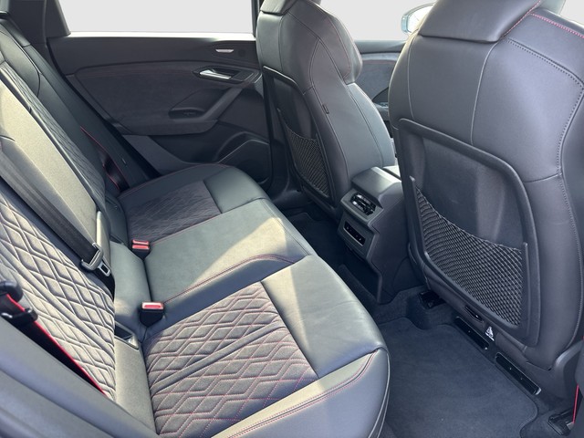 Audi - Q6 e-tron performance S-line AHK B&O LM21 PANO_8