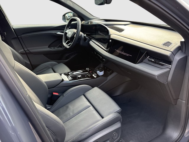 Audi - Q6 e-tron Sportback performance S-line AHK PANO_13