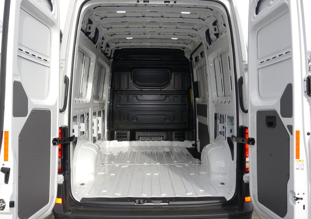 VW - CRAFTER 35 FLACHDACH RF-KAMERA FRISCHEDIENST_5