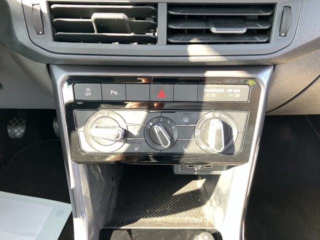 VW - T-Cross 1.0 TSI Style ACC+RFK+SHZG_6