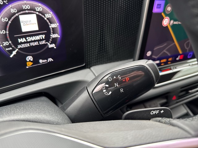 VW - Tiguan 1.5 eTSI DSG Life ACC+LED+NAVI+LM18"+DAB_9