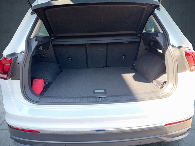 VW - Tiguan 1,5 l TSI DSG Move Navi RFK AHK SHZ vo+hi_4