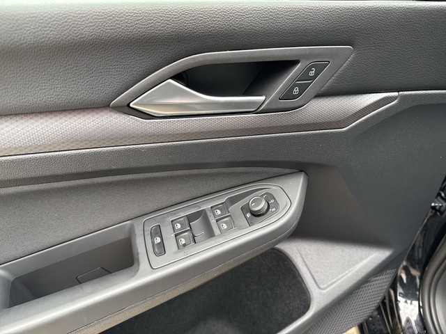 VW - Golf VIII 1.0 TSI Active NAVI+LED+PDC+SHZG+LM16"_5