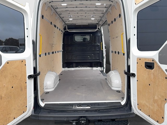VW - Crafter Kasten 2.0 TDI mittellang Hochdach AHK_3 VW - Crafter Kasten 2.0 TDI mittellang Hochdach AHK_3
