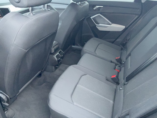 Audi - Q3 35 TFSI S-tronic advanced AHK+ACC+LED_3