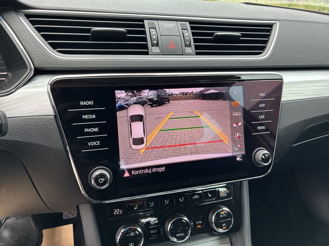 Skoda - Superb Lim. 2.0 TDI DSG Ambition Navi Kamera el.Heckklappe_11