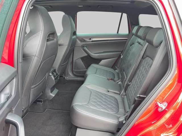 Skoda - Kodiaq 2.0 TDI DSG Sportline 4x4 LED+AHK+RFK+Panorama_3