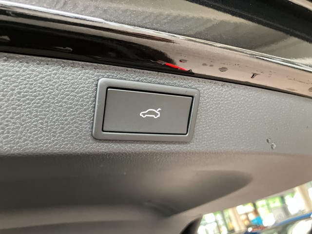 Skoda - Karoq 1.5 TSI DSG Sportline AHK+NAVI+KAMERA+SHZG_5