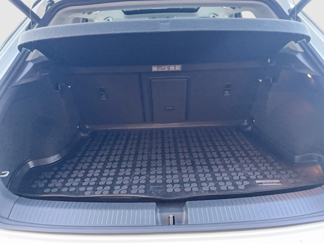 VW - Passat Variant 1.5 TSI eHybrid Business AHK HuD_4