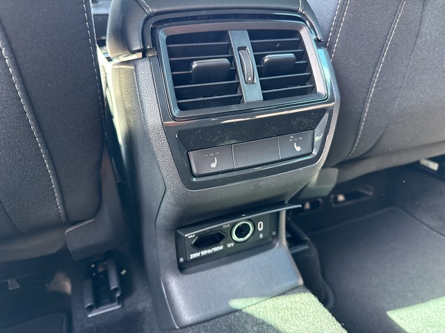 Skoda - Karoq 2.0 TDI DSG Sportline AHK+NAVI+KAMERA+LED_6