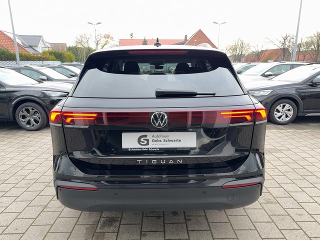 VW - Tiguan 2.0 TDI DSG Life ACC+LED+NAVI+LM18"+DAB_13